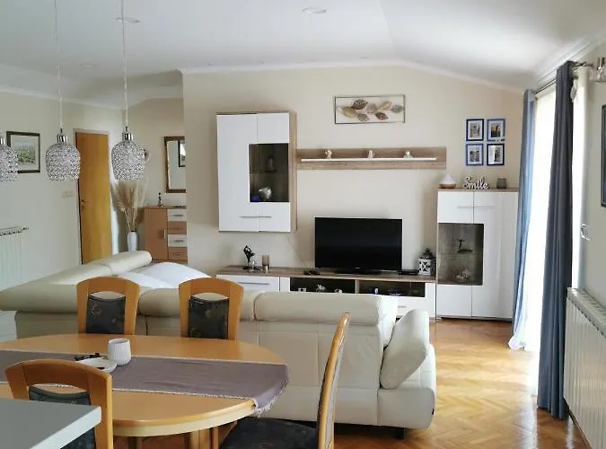 Apartments Tutina