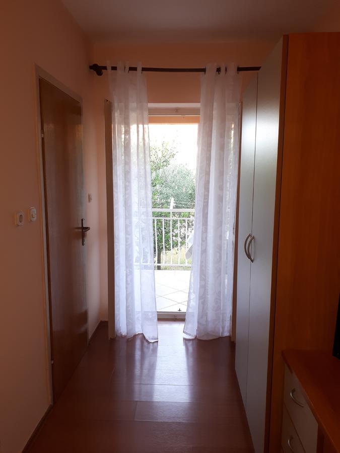 Tutina Apartament *