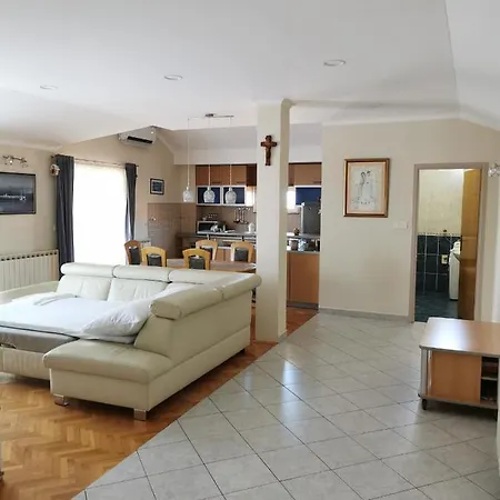 Apartments Tutina Bibinje Zewnętrze zdjęcie
